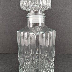 Vintage Decanter Clear Cut Glass with Stopper Square Barware 9.25" Tall Bar